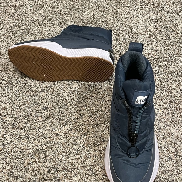 Sorel out n about iii puffy boots - Picture 3 of 5